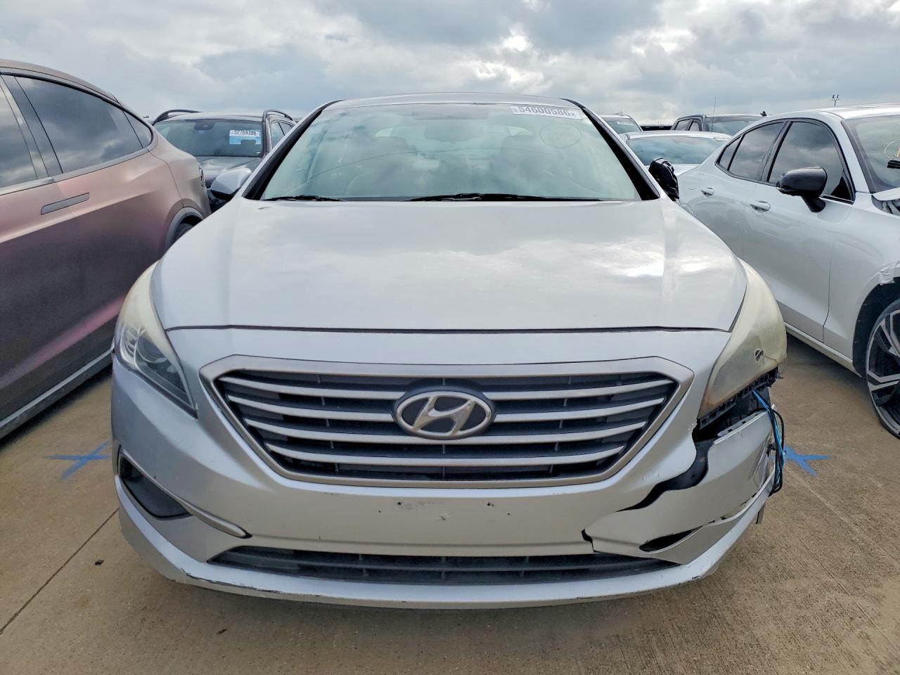 2016 Hyundai Sonata - Image 7