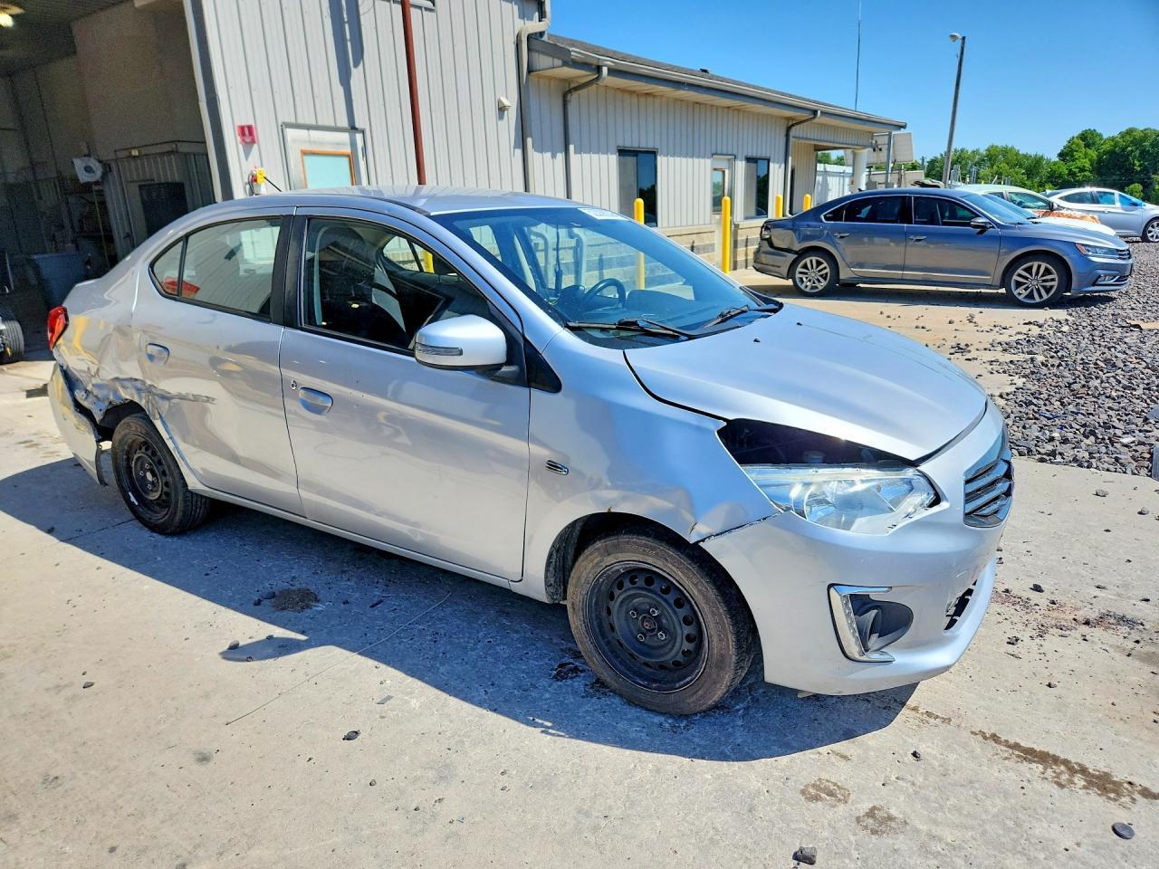 2017 Mitsubishi Mirage - Image 4
