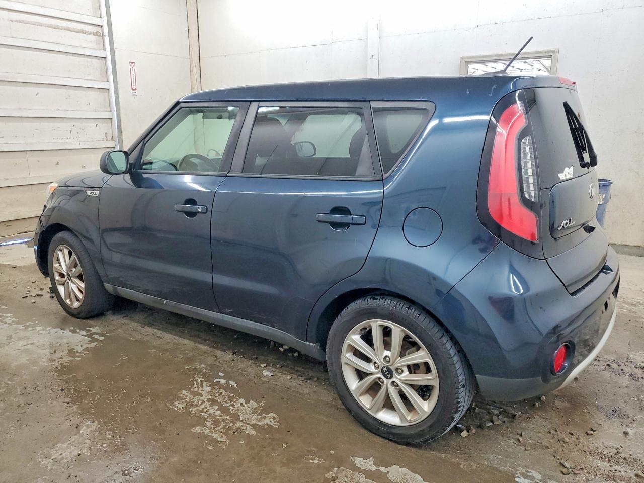 2018 Kia Soul + - Image 2