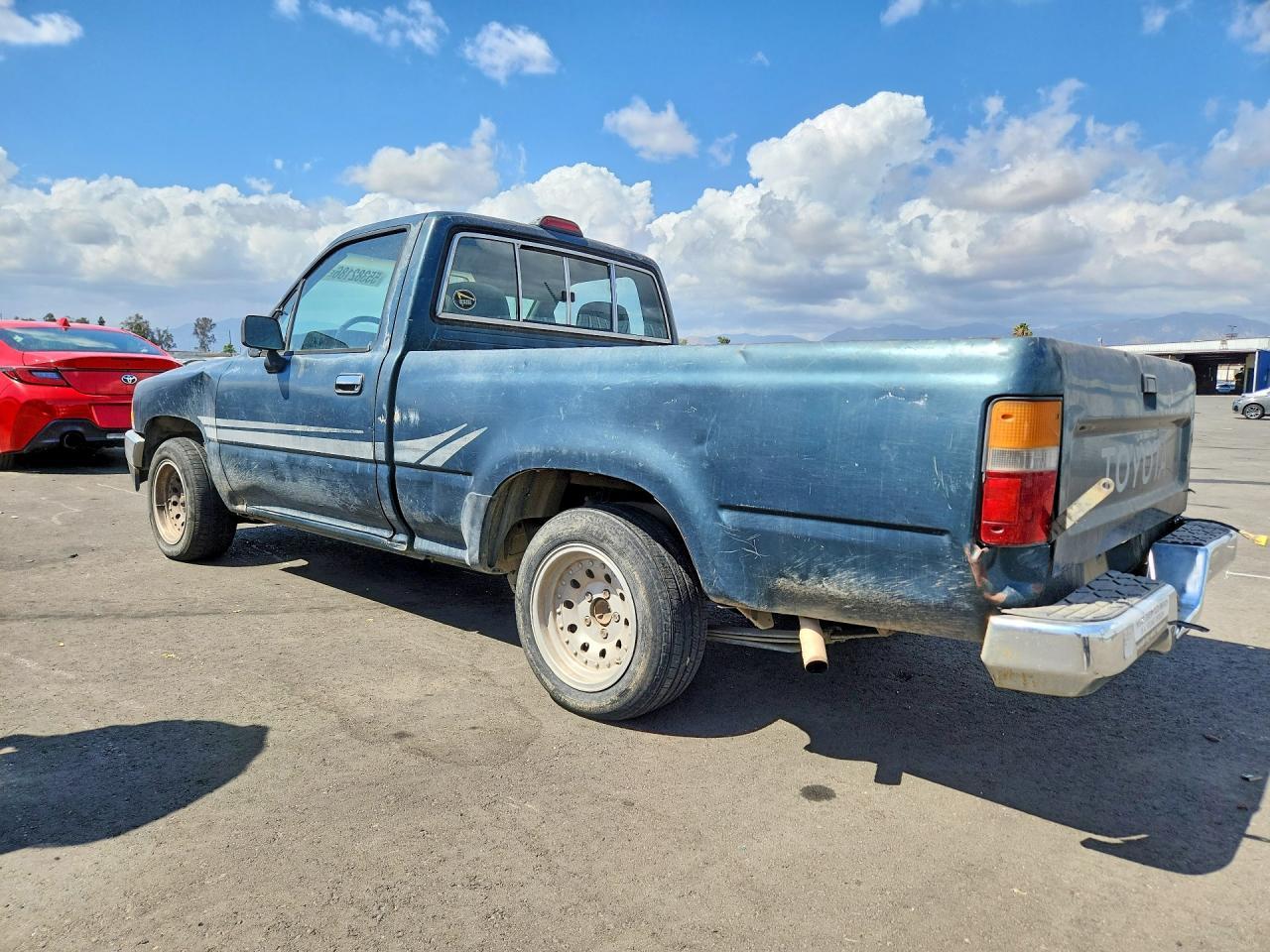 1995 Toyota Pickup Dx - Image 2