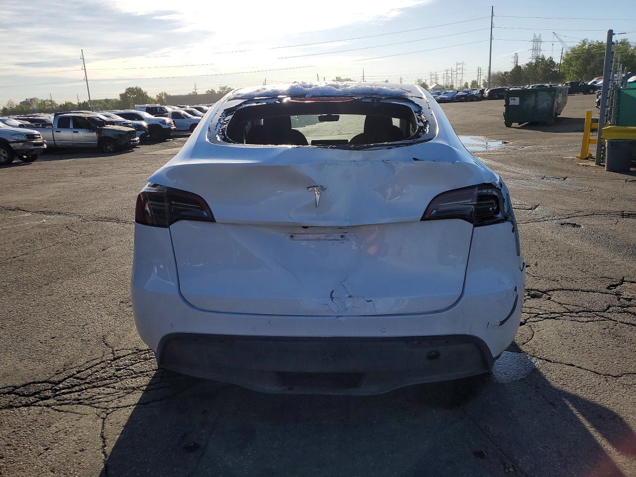 2022 Tesla Model Y - Фото 6