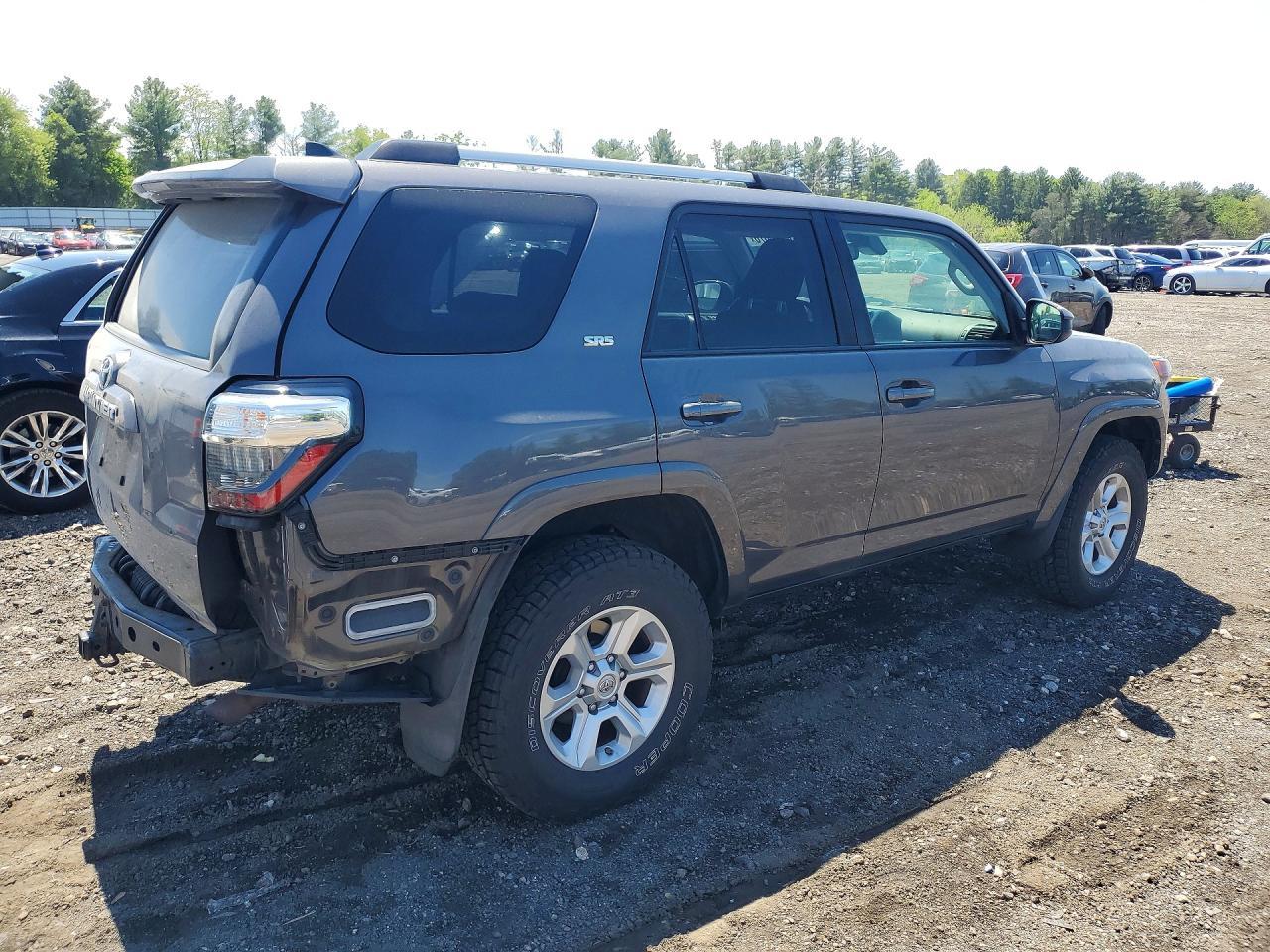 2021 Toyota 4Runner Sr5 - Фото 3