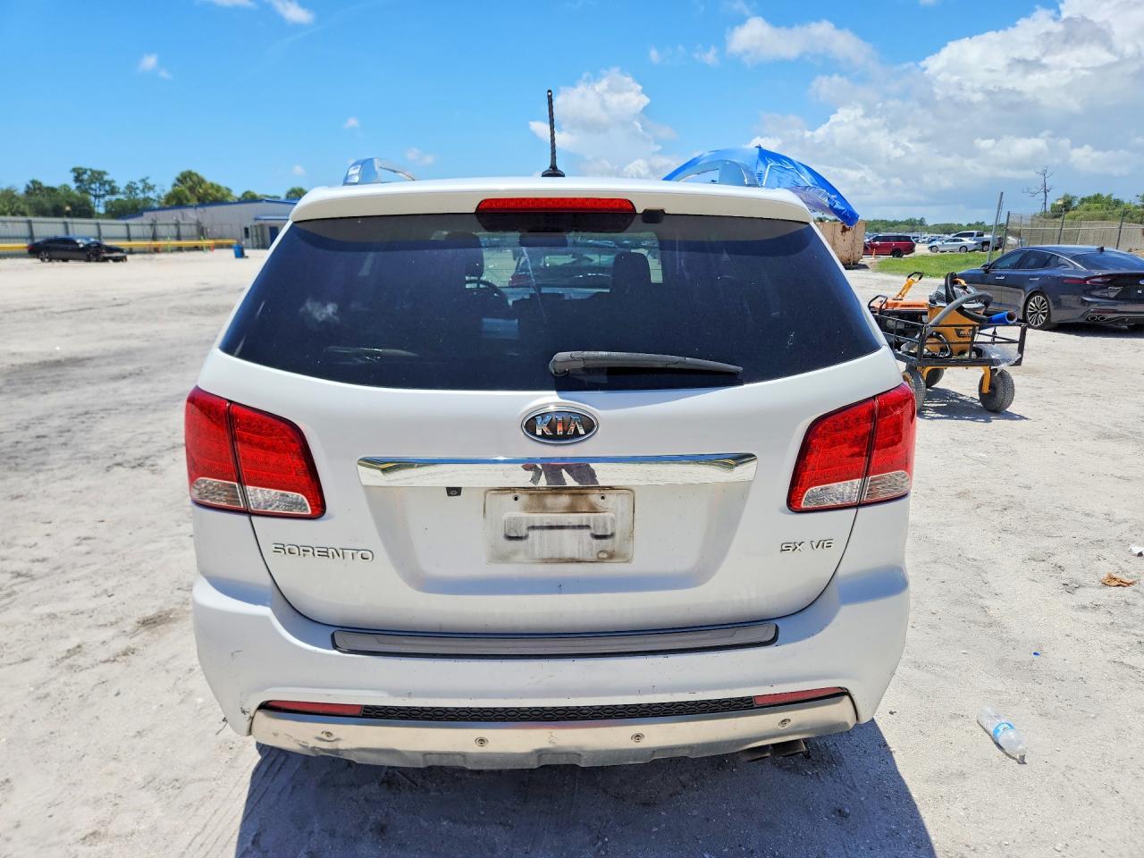 2011 Kia Sorento Sx - Image 6