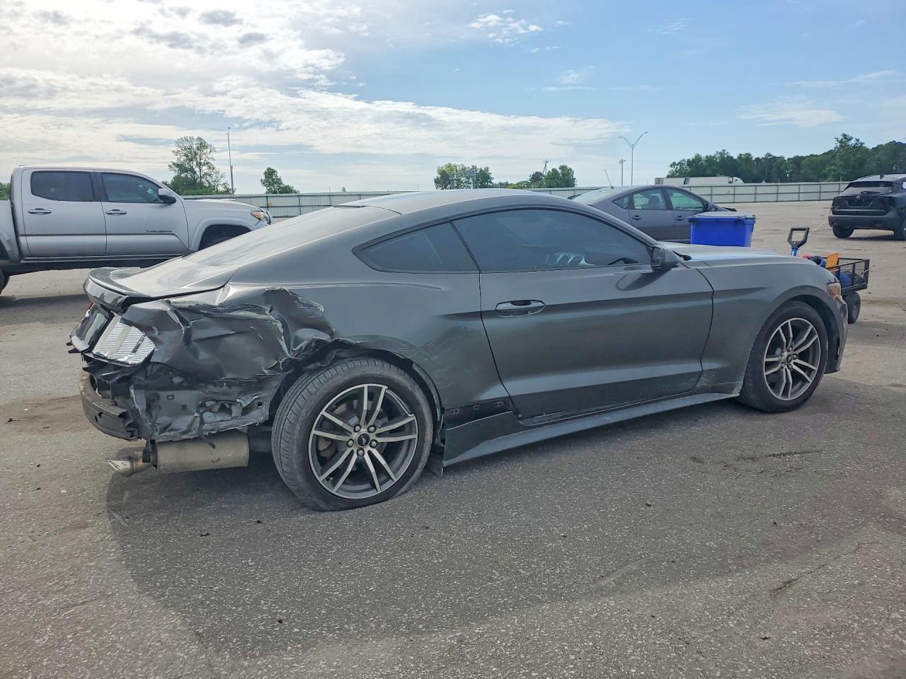 2016 Ford Mustang - Фото 3