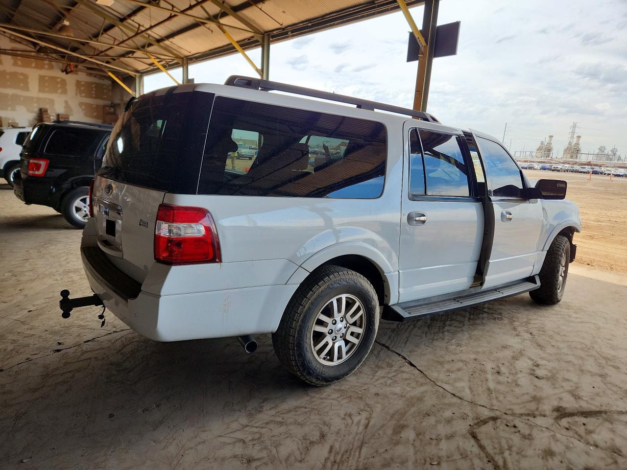 2012 Ford Expedition El Xlt - Фото 3