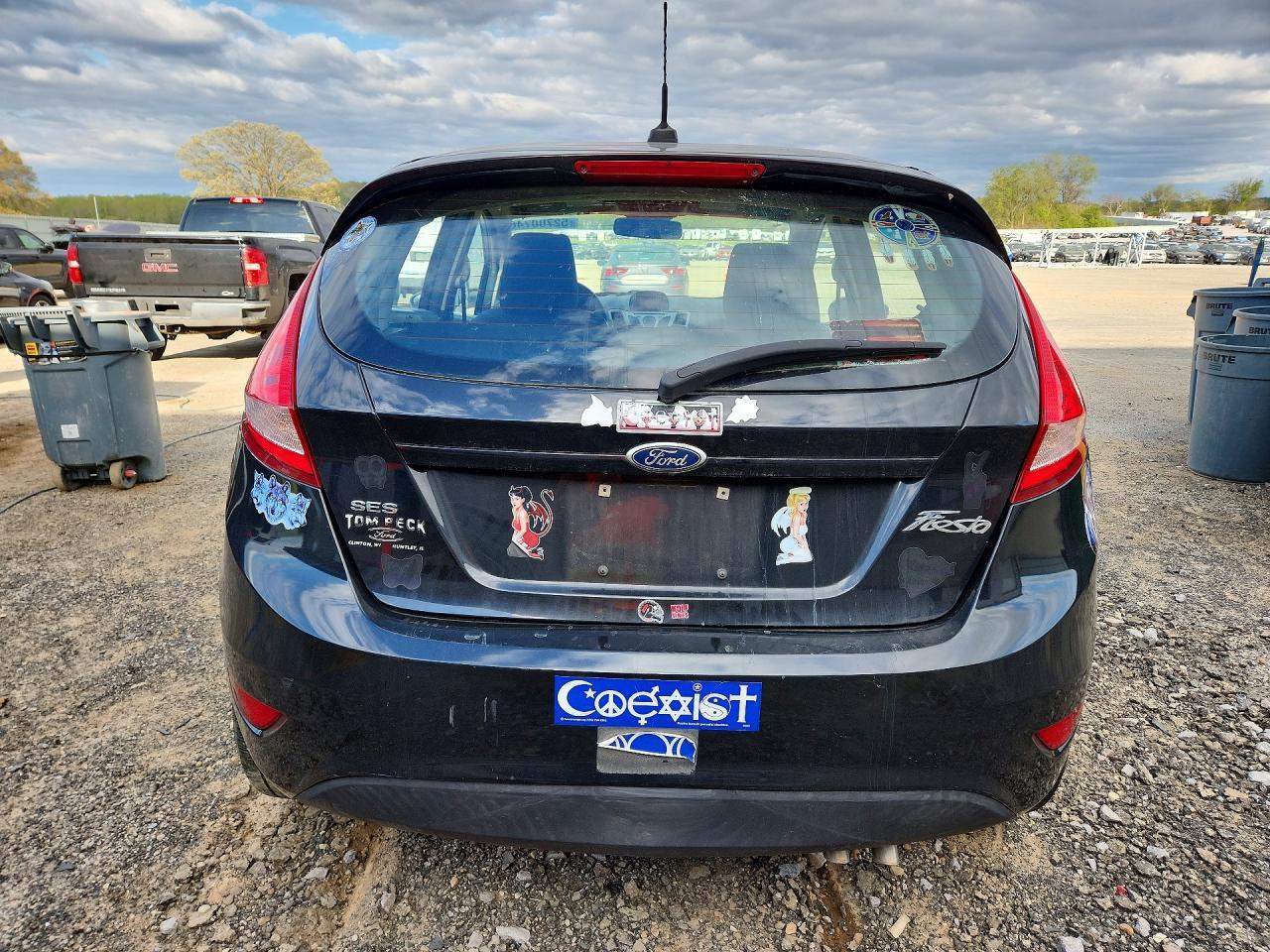 2011 Ford Fiesta Ses - Фото 6