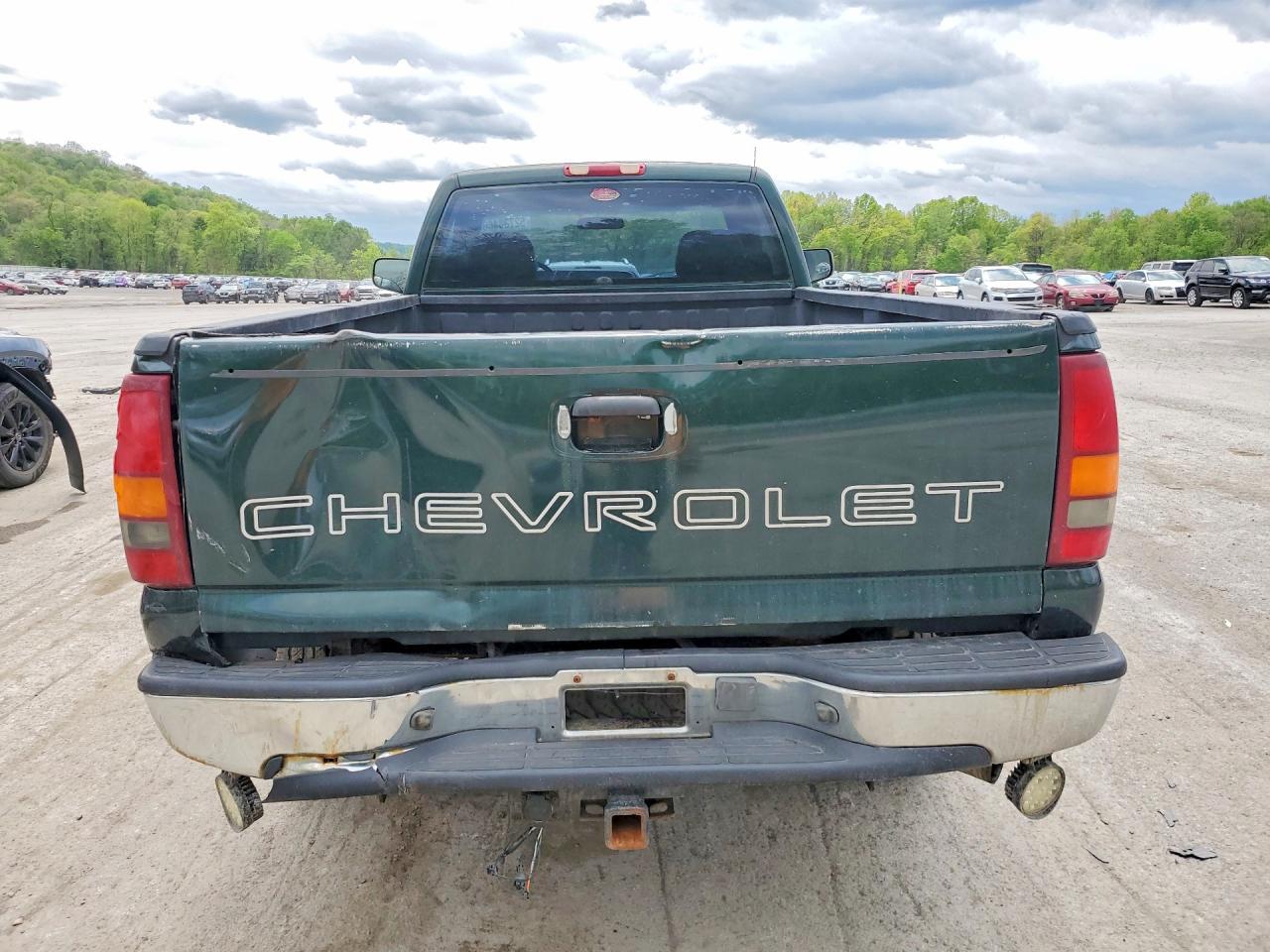 2001 Chevrolet Silverado K2500 Heavy Duty - Image 6