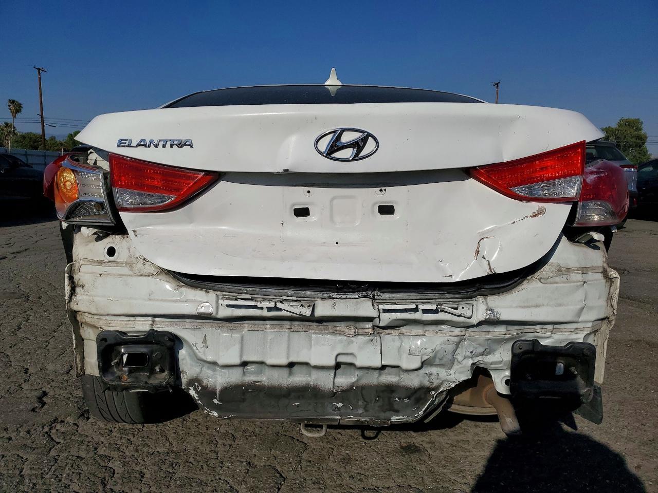 2013 Hyundai Elantra Gls - Фото 6