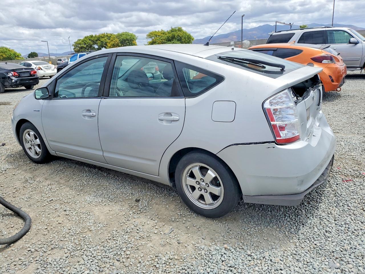 2008 Toyota Prius Base - Фото 2