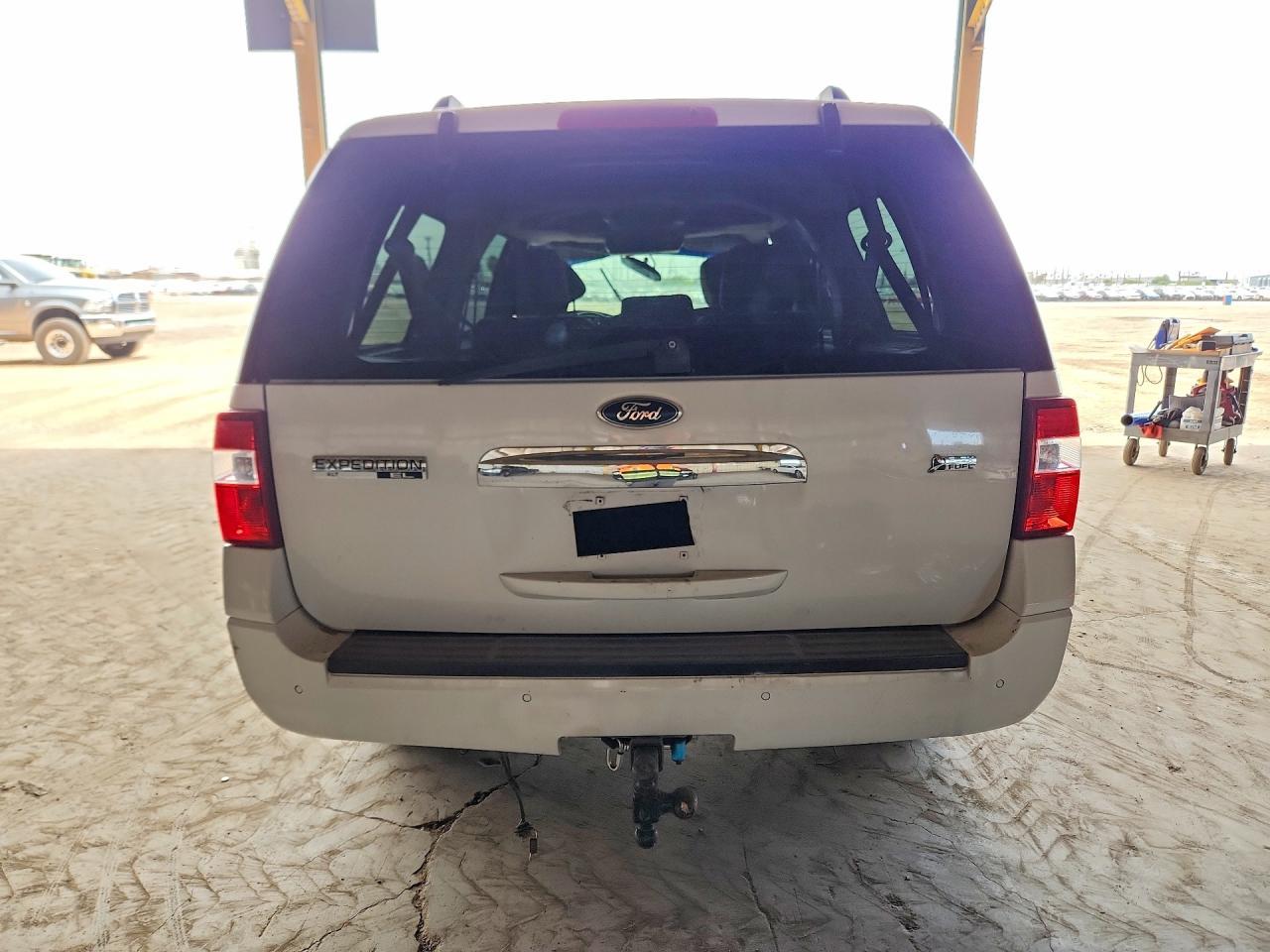 2012 Ford Expedition El Xlt - Фото 6
