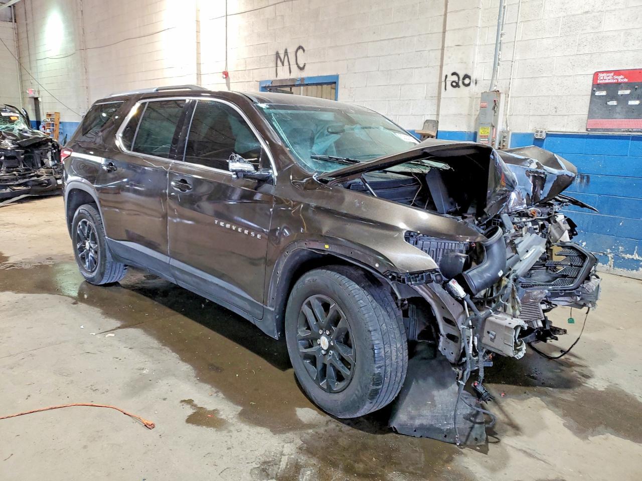 2018 Chevrolet Traverse Lt - Фото 4