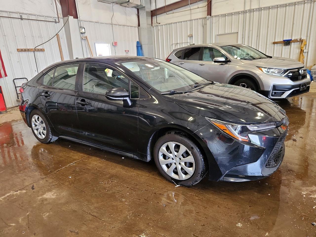 2022 Toyota Corolla Le - Image 4