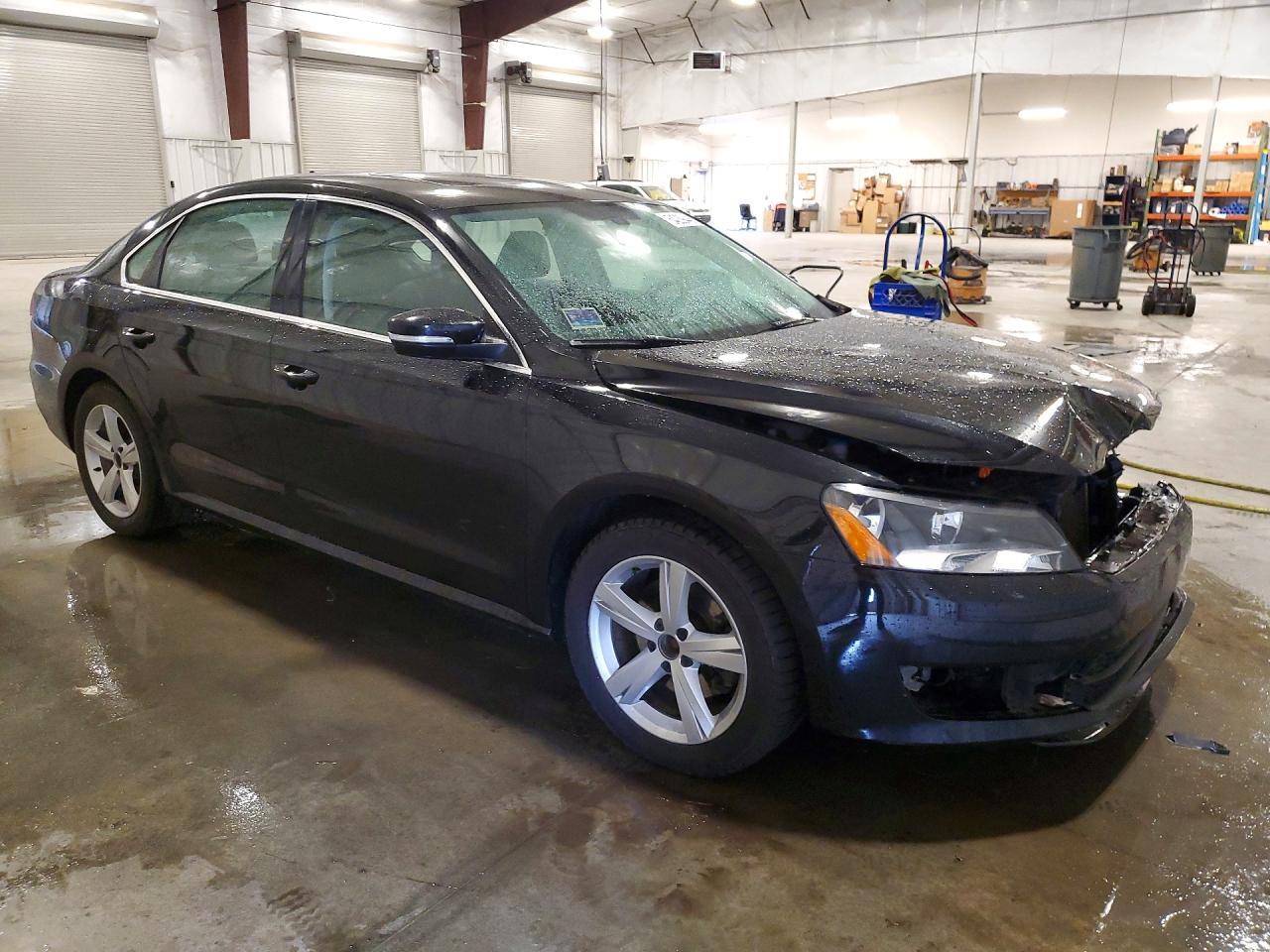 2013 Volkswagen Passat Se - Фото 4