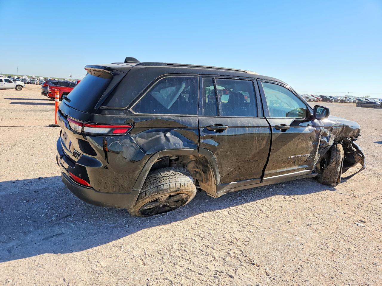 2023 Jeep Grand Cherokee Limited - Фото 3