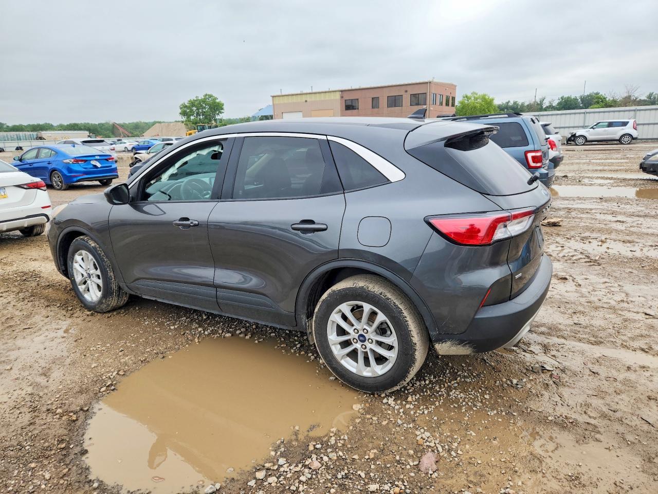 2020 Ford Escape Se - Фото 2