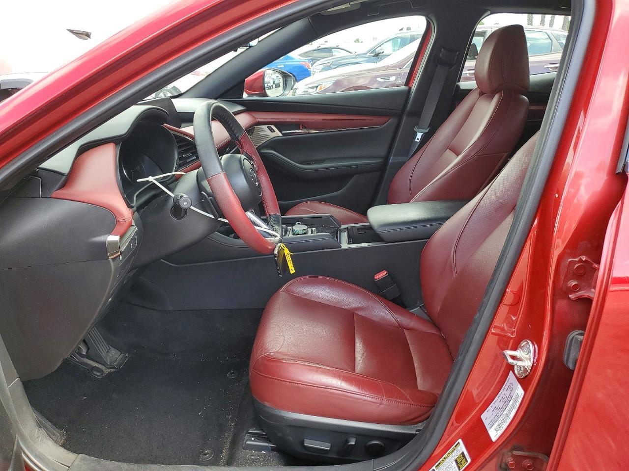 2020 Mazda 3 Premium - Image 7