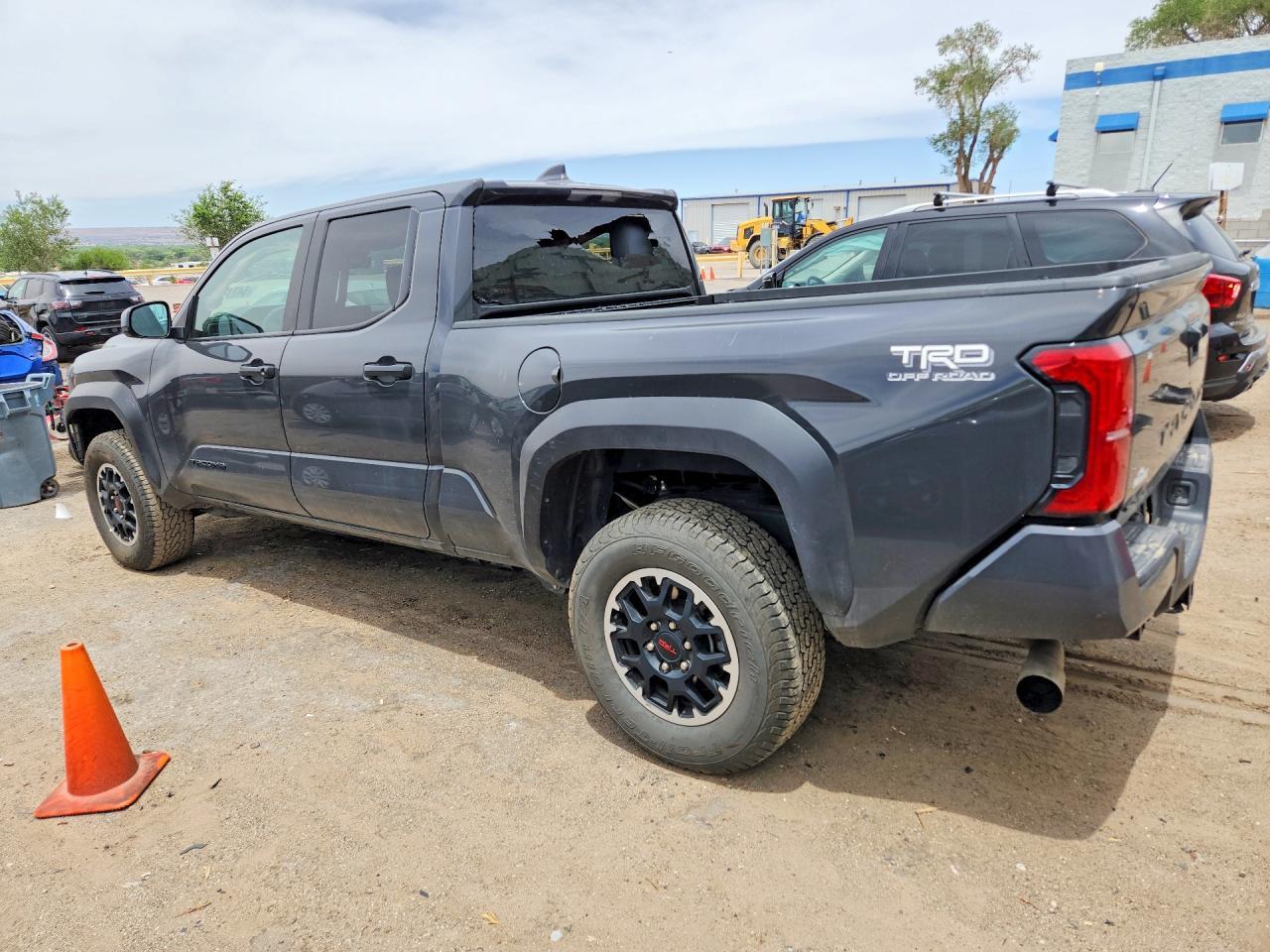 2025 Toyota Tacoma Trd Off-Road - Image 2