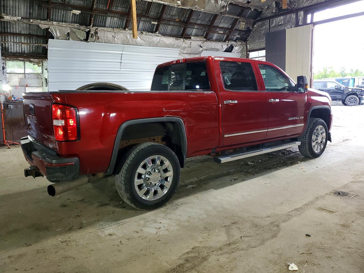 2018 GMC Sierra K2500 Denali - Фото 3