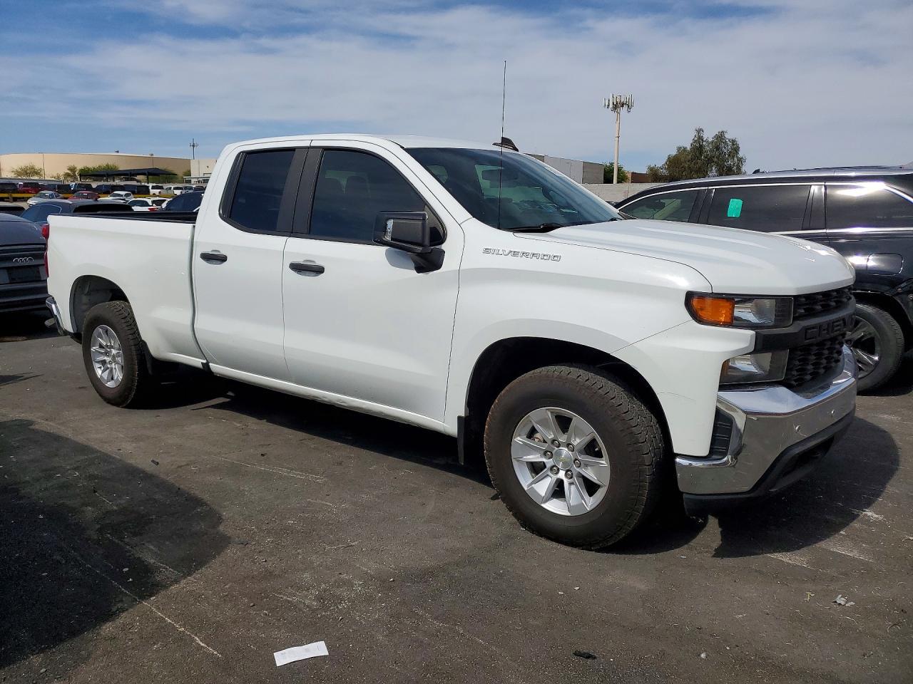 2020 Chevrolet Silverado C1500 - Фото 4