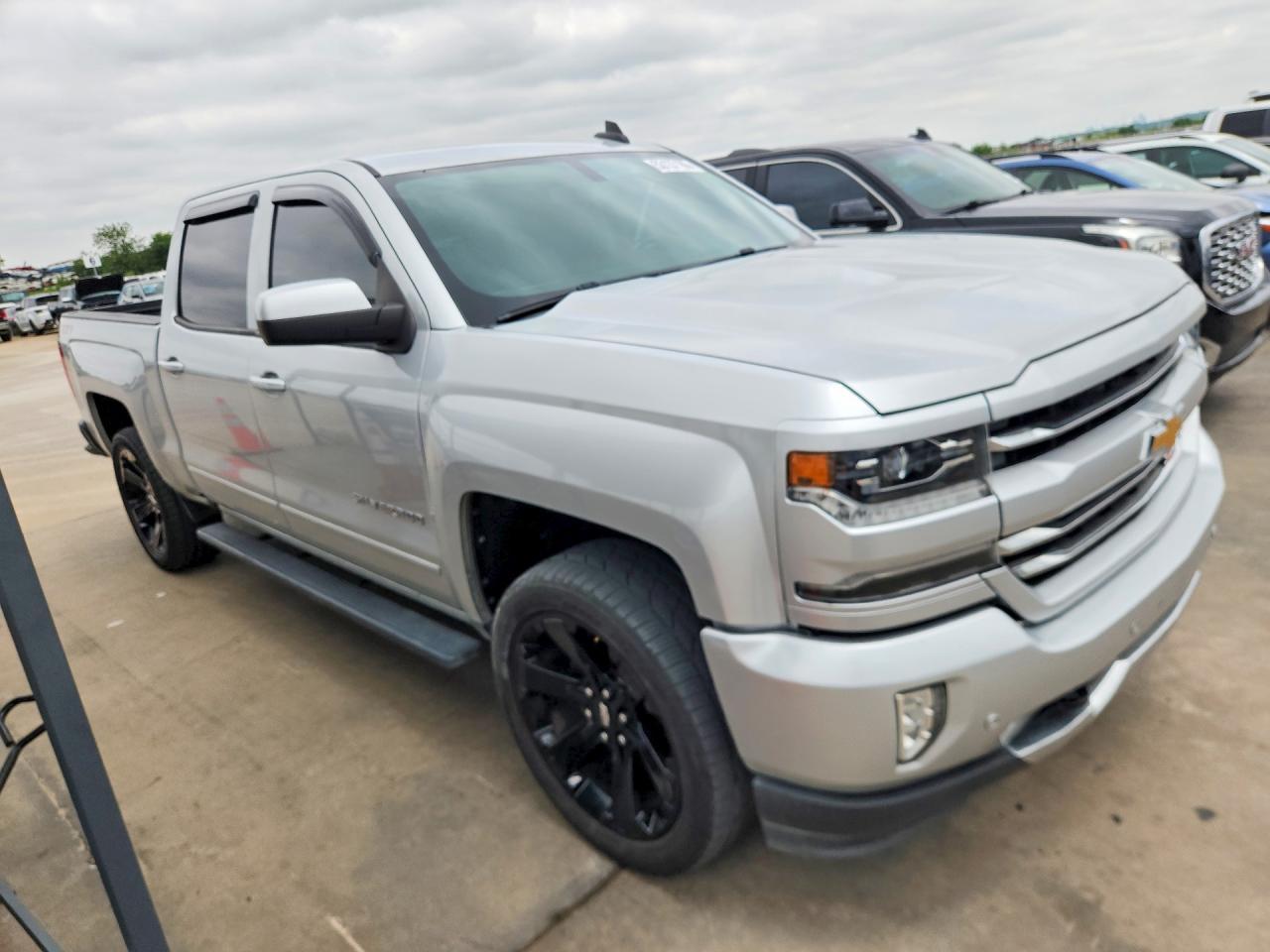 2016 Chevrolet Silverado K1500 Lt - Image 4