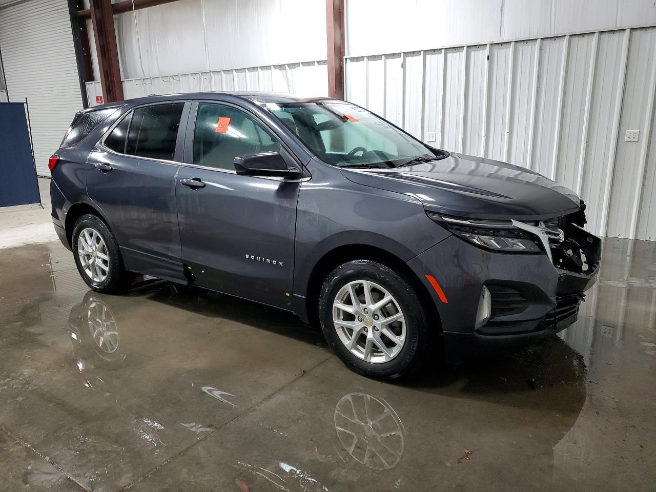 2022 Chevrolet Equinox Lt - Image 4