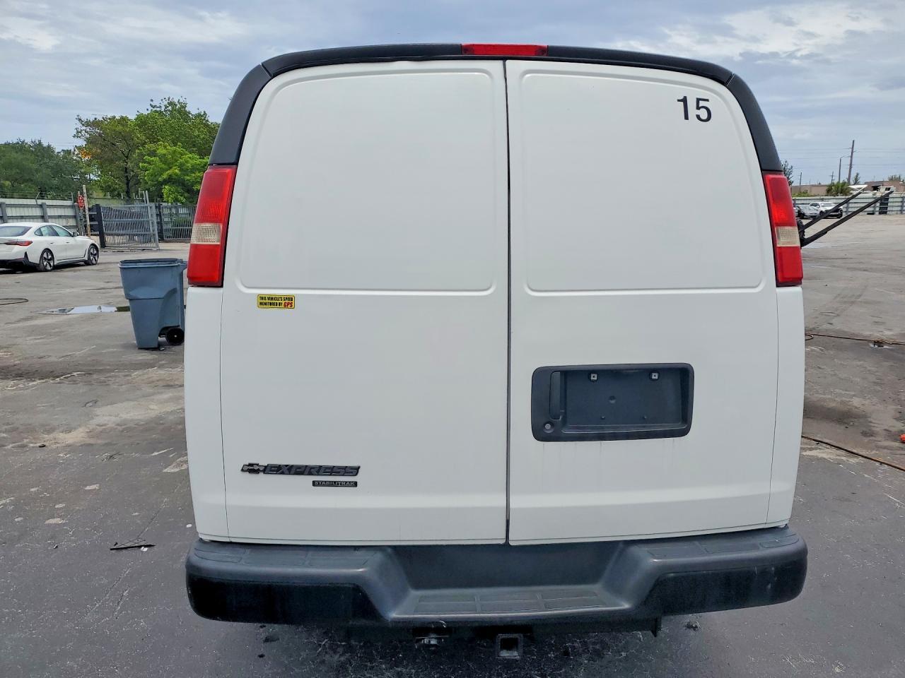 2014 Chevrolet Express G1500 - Image 6