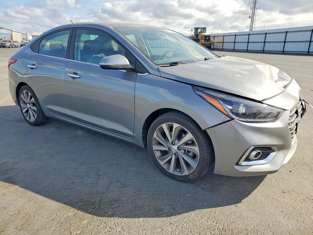 2022 Hyundai Accent Limited - Фото 4