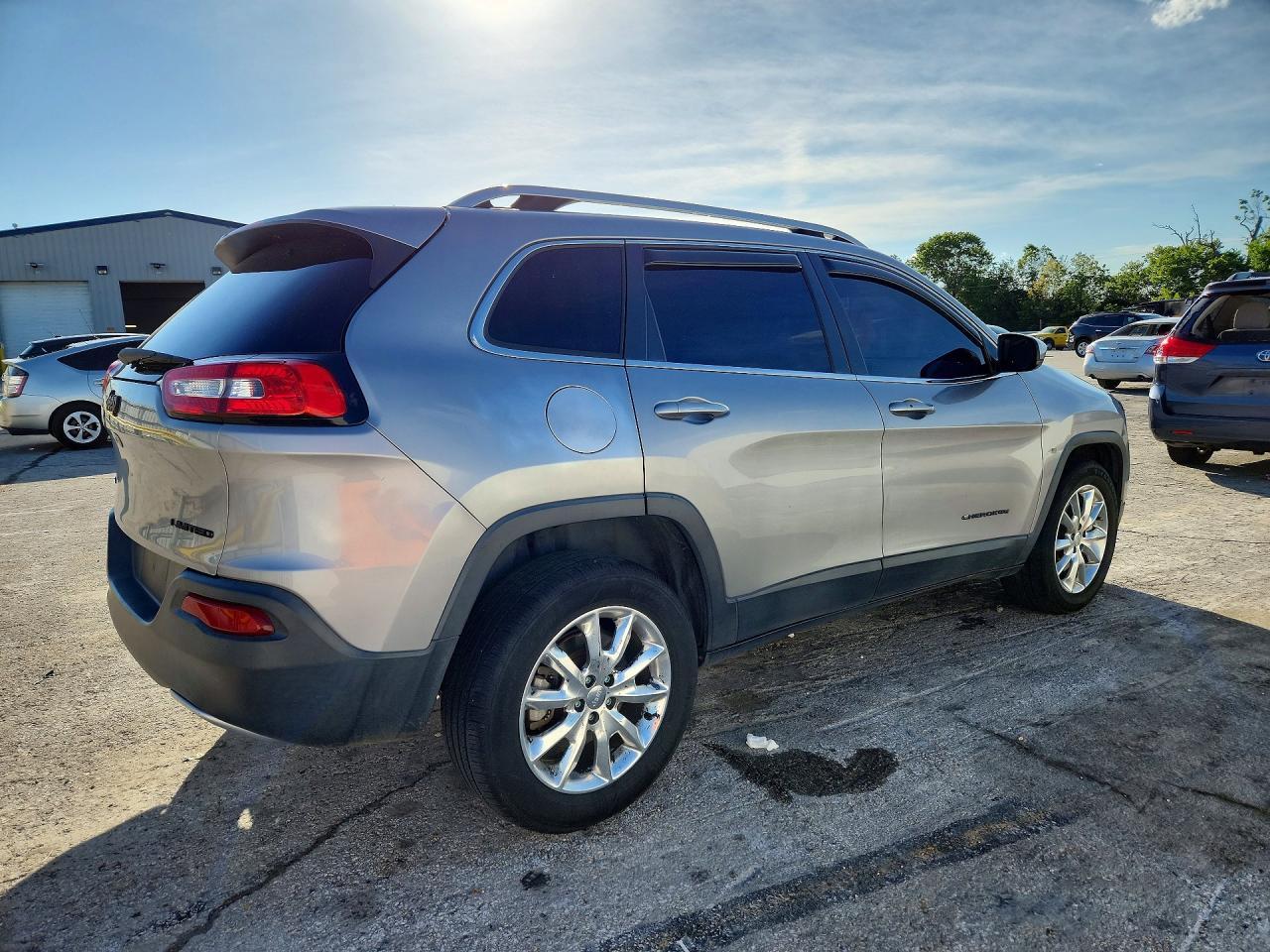 2016 Jeep Cherokee Limited - Фото 3