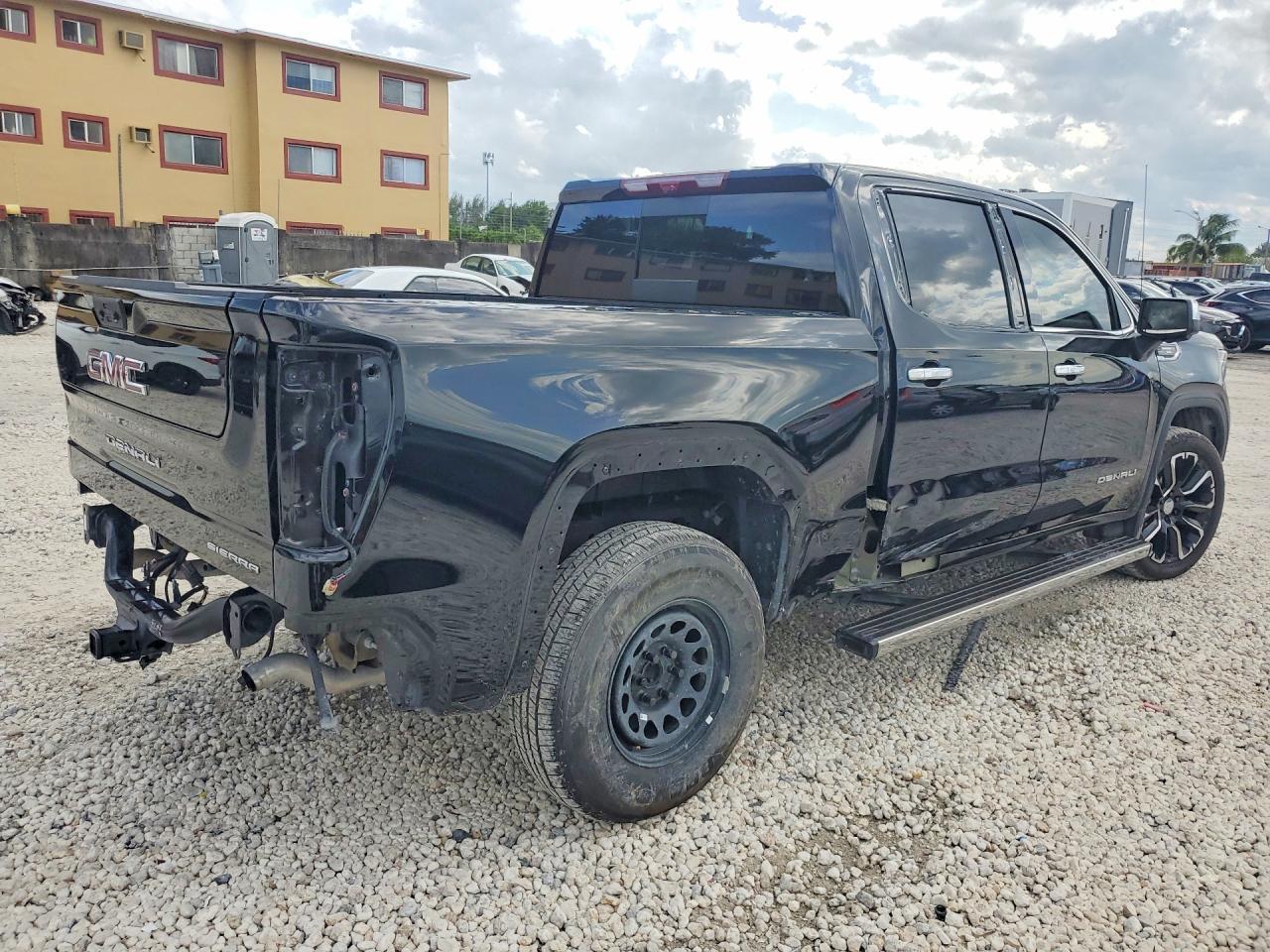 2025 GMC Sierra K1500 Denali - Фото 3