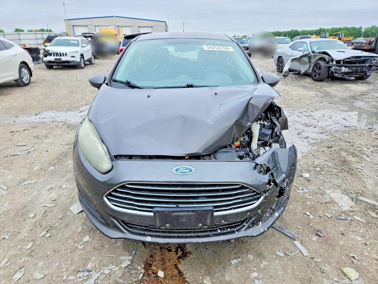 2017 Ford Fiesta Se - Фото 5