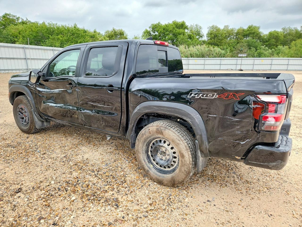 2026 Nissan Frontier Pro-4X - Фото 2