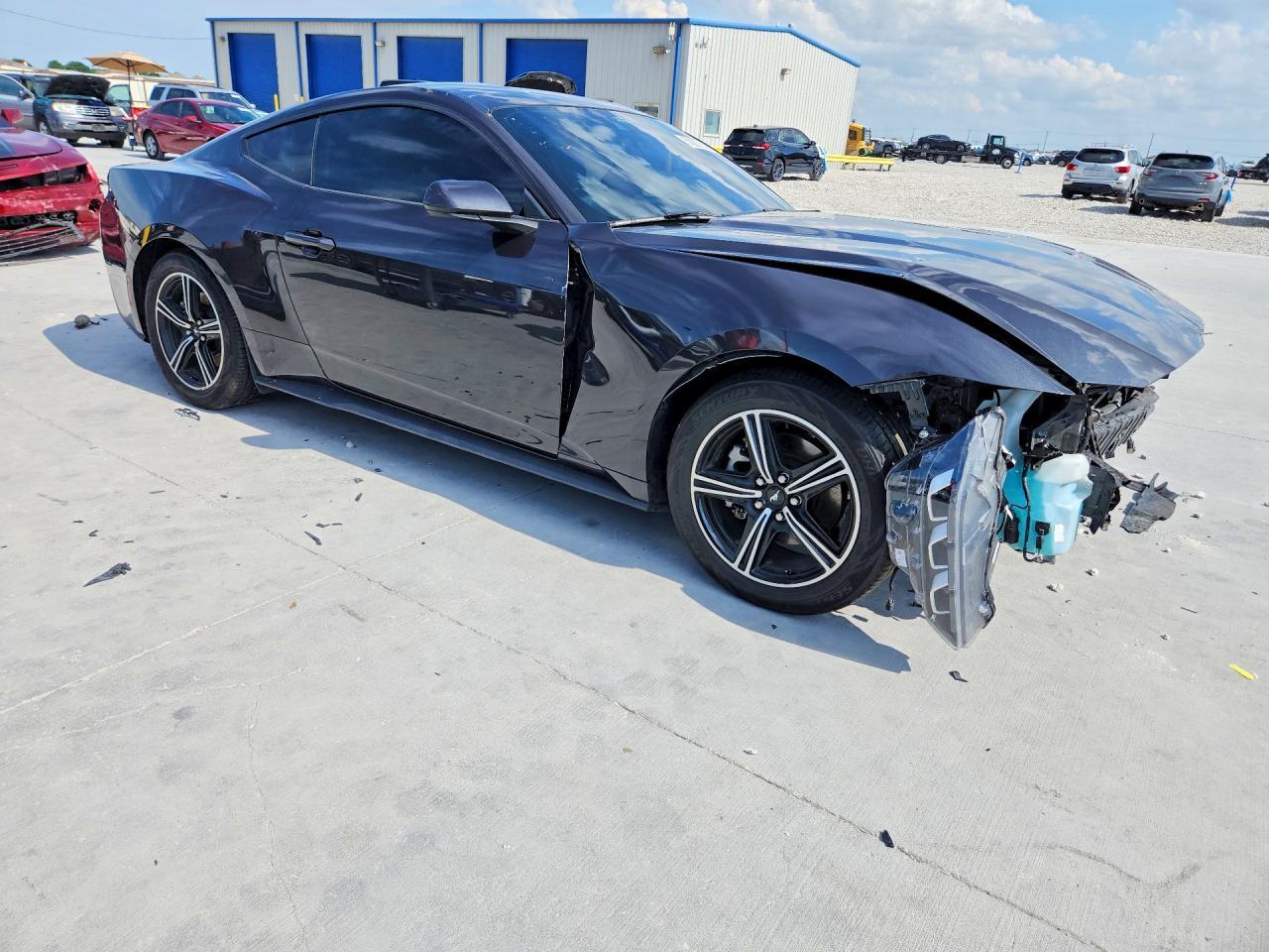 2024 Ford Mustang - Фото 4