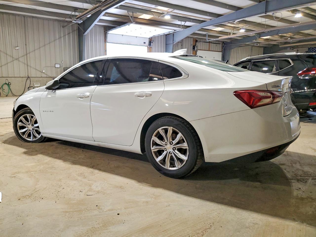 2021 Chevrolet Malibu Lt - Image 2