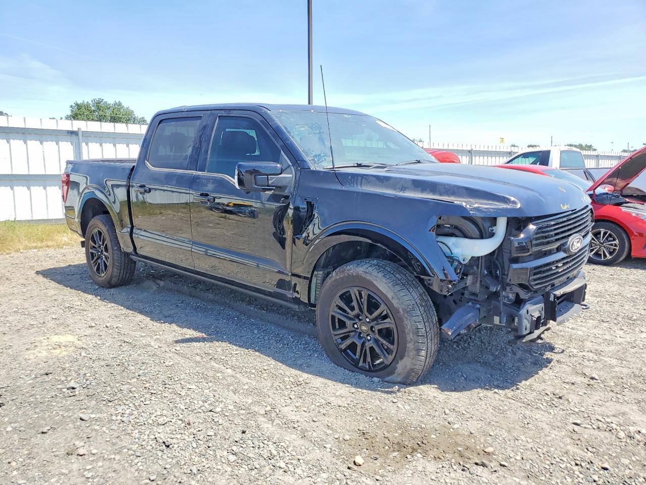 2024 Ford F150 Platinum - Image 4