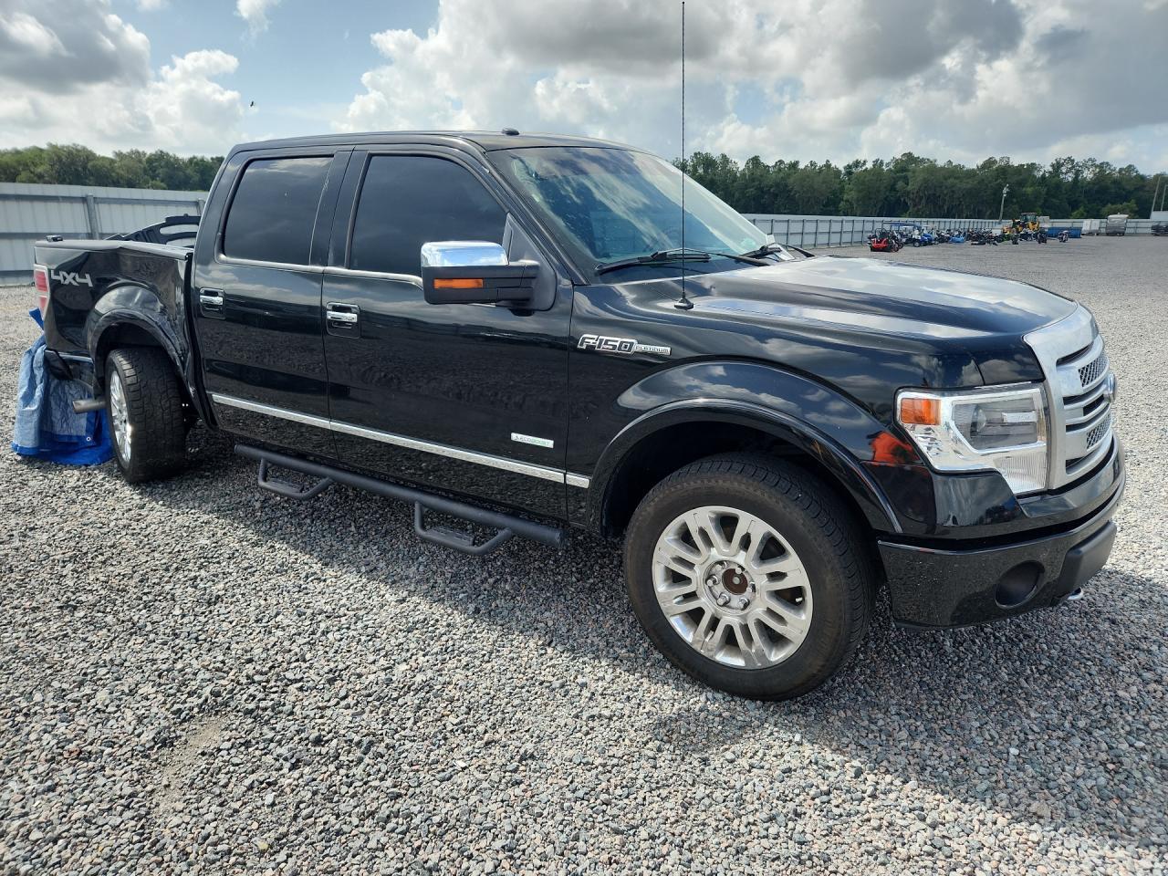 2013 Ford F150 Supercrew - Image 4