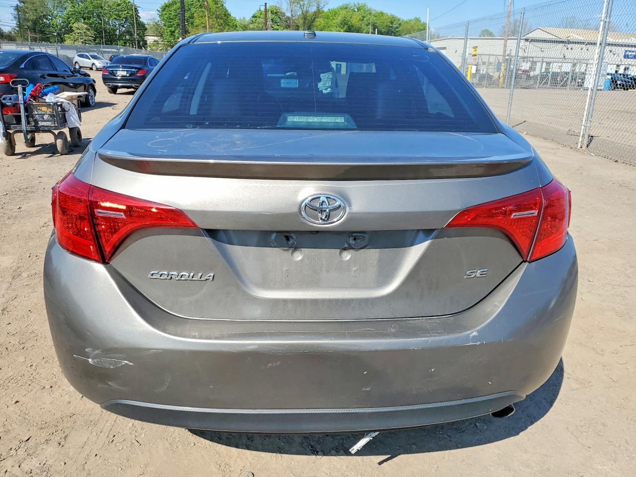 2018 Toyota Corolla Se - Фото 6