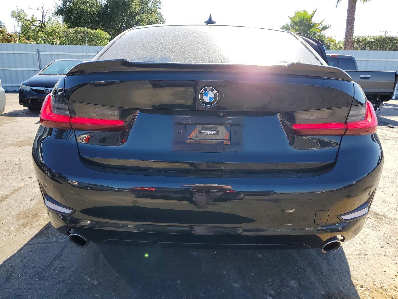 2022 BMW 330I - Image 6