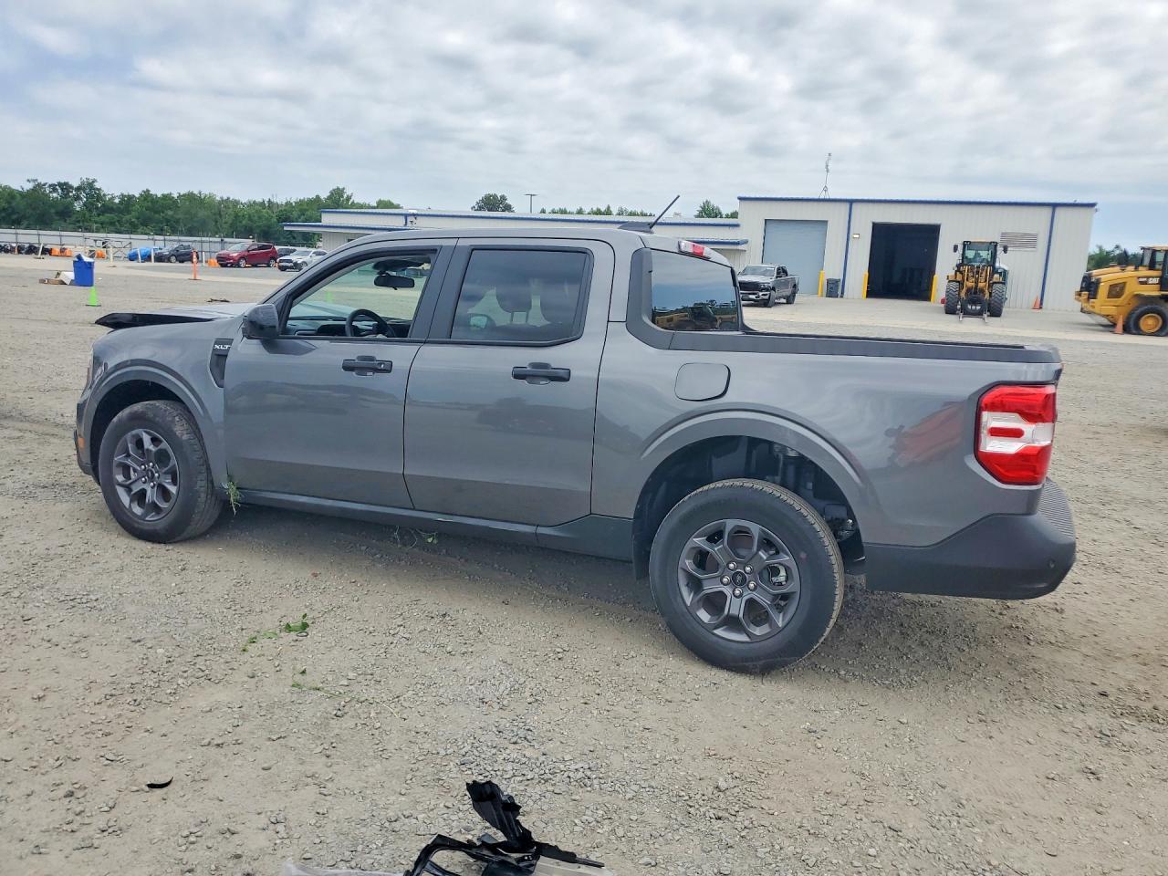 2025 Ford Maverick Xlt - Image 2