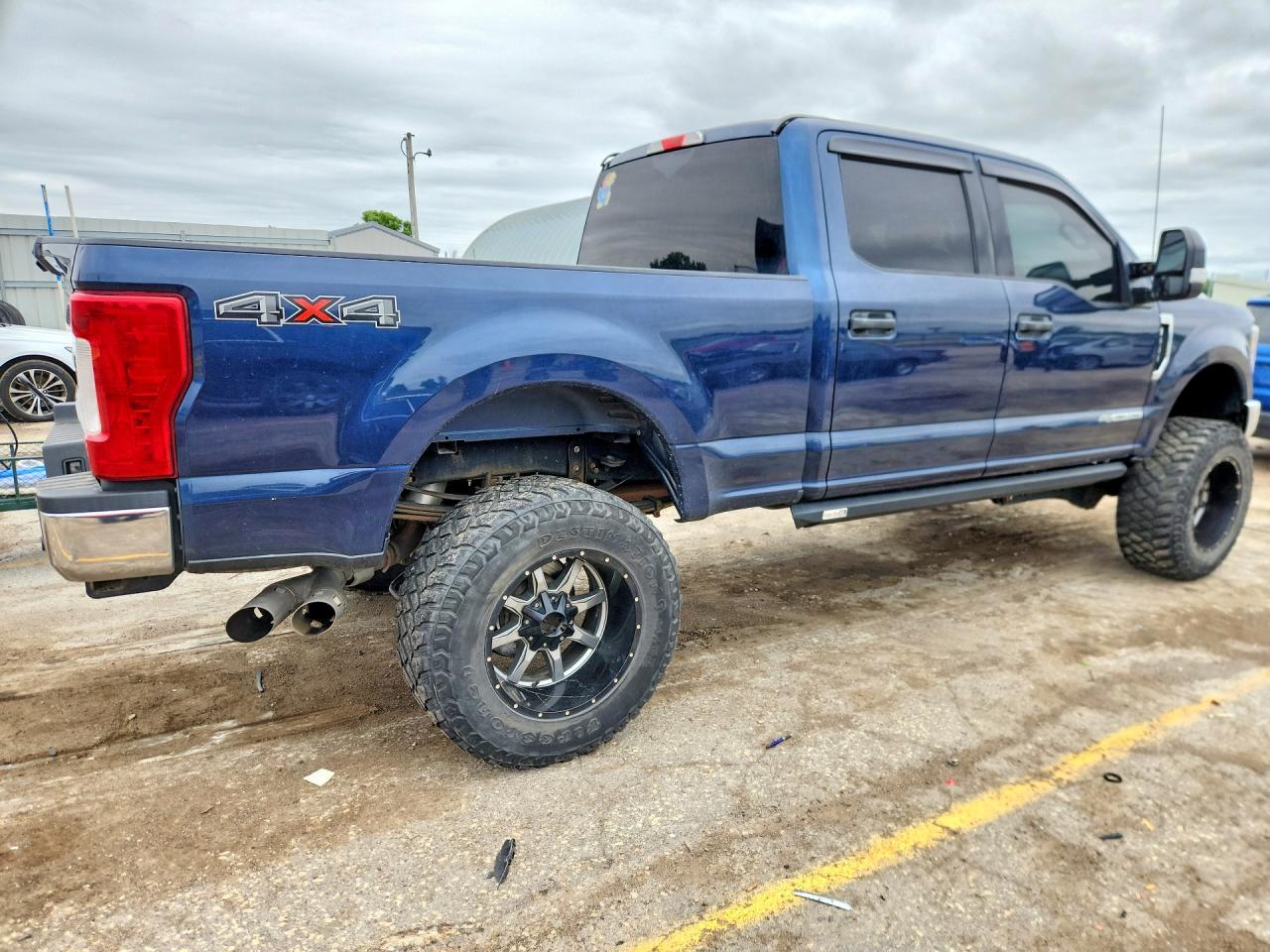 2018 Ford F250 Super Duty - Фото 3