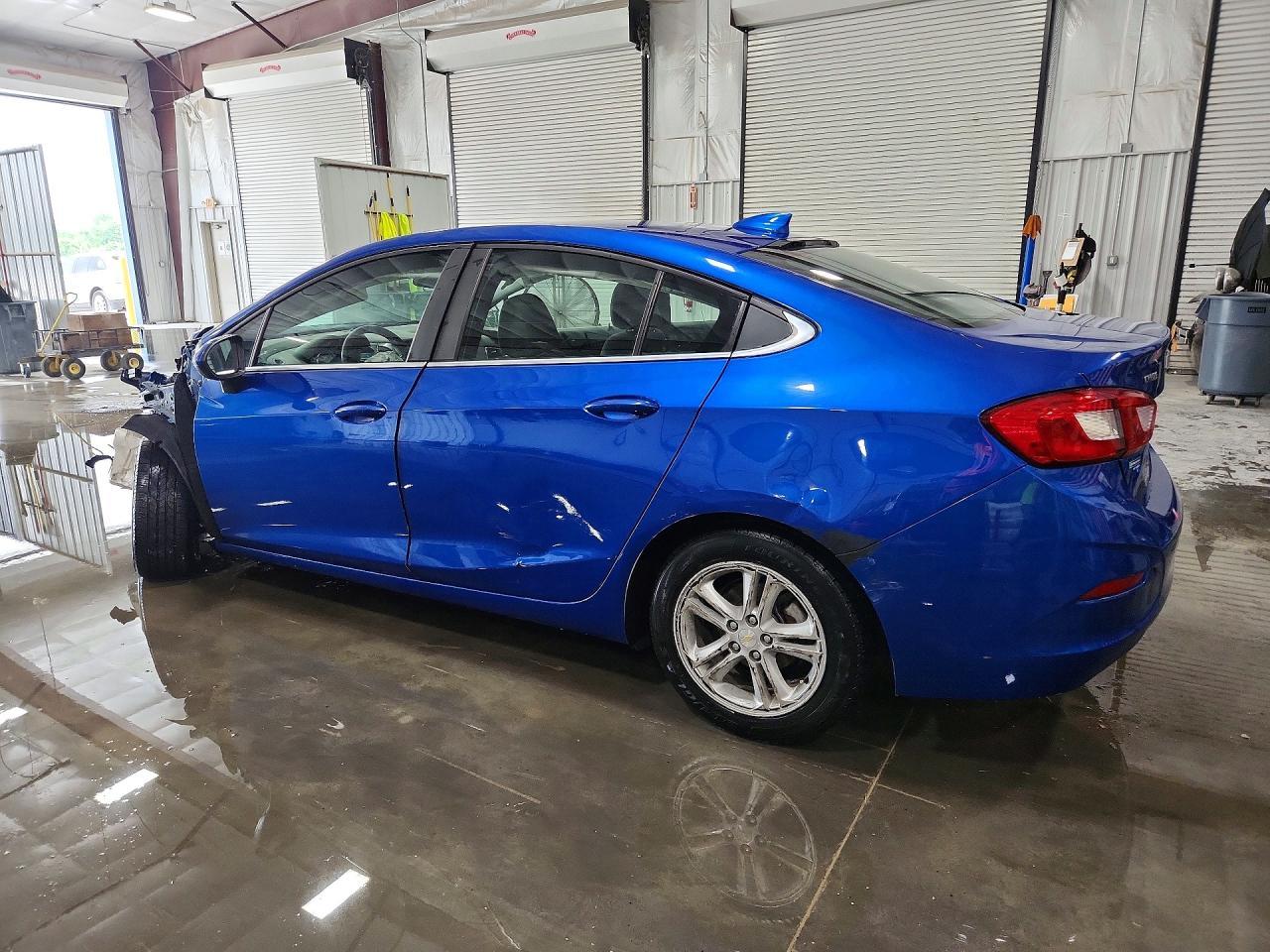 2018 Chevrolet Cruze Lt - Фото 2
