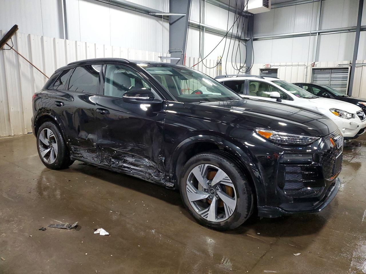 2025 Audi Q6 E-Tron Premium Plus - Фото 4