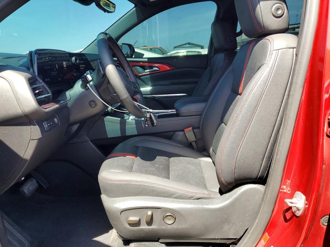 2024 Chevrolet Traverse Rs - Фото 7