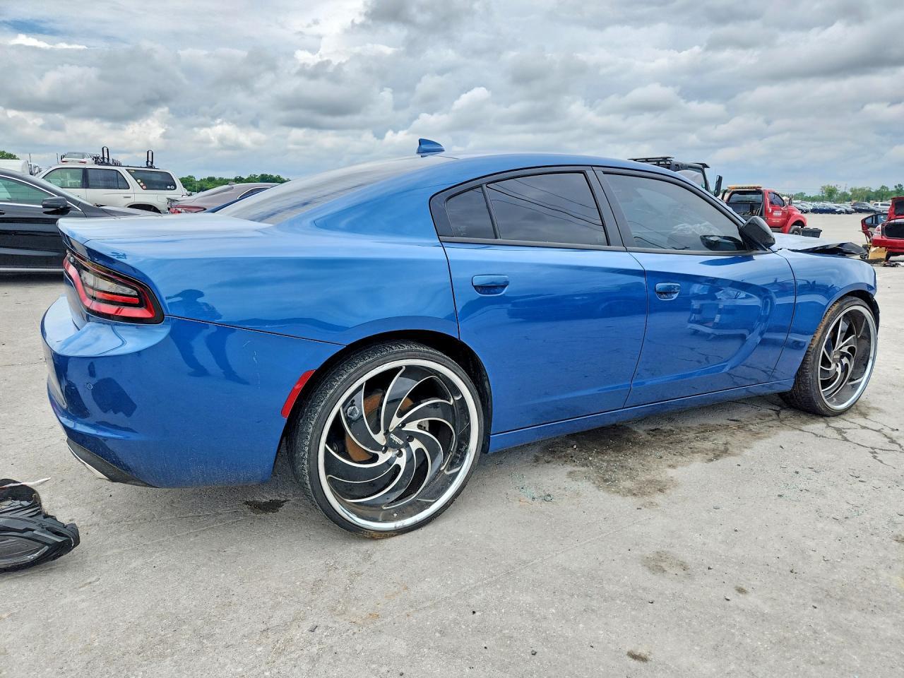 2023 Dodge Charger Sxt - Фото 3