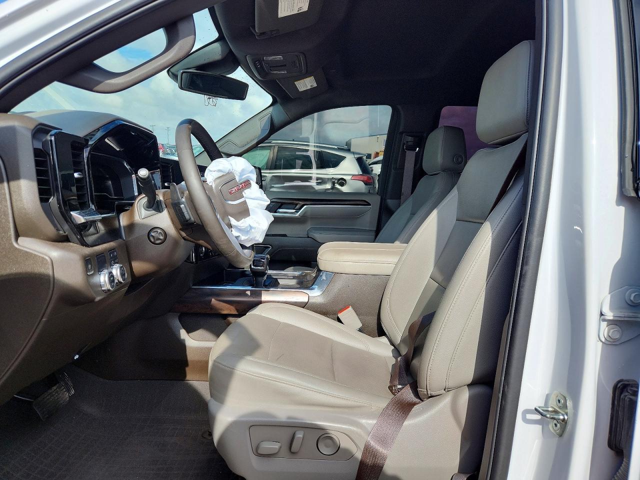 2023 GMC Sierra C1500 Slt - Image 7