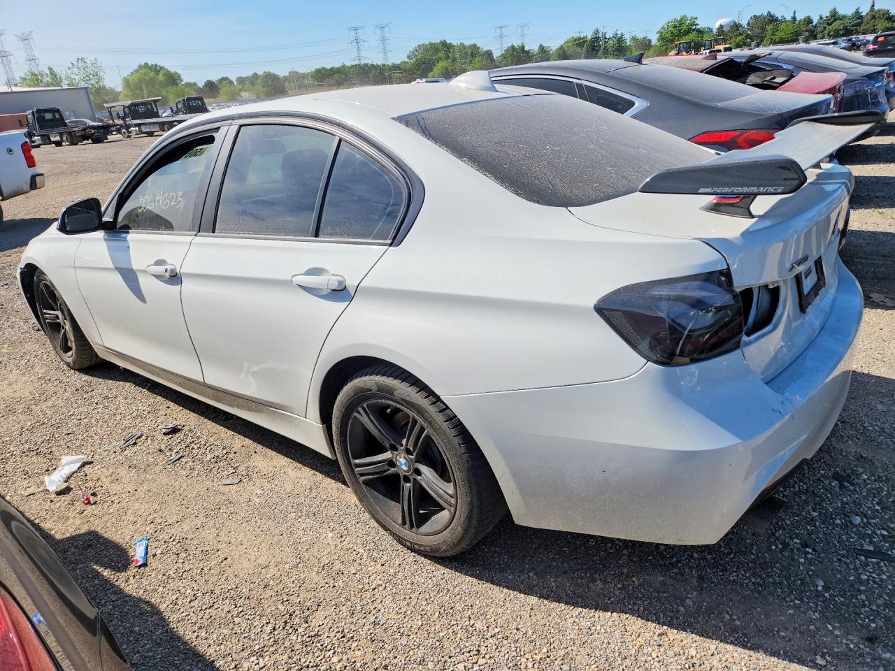 2014 BMW 320 I xDrive - Image 2