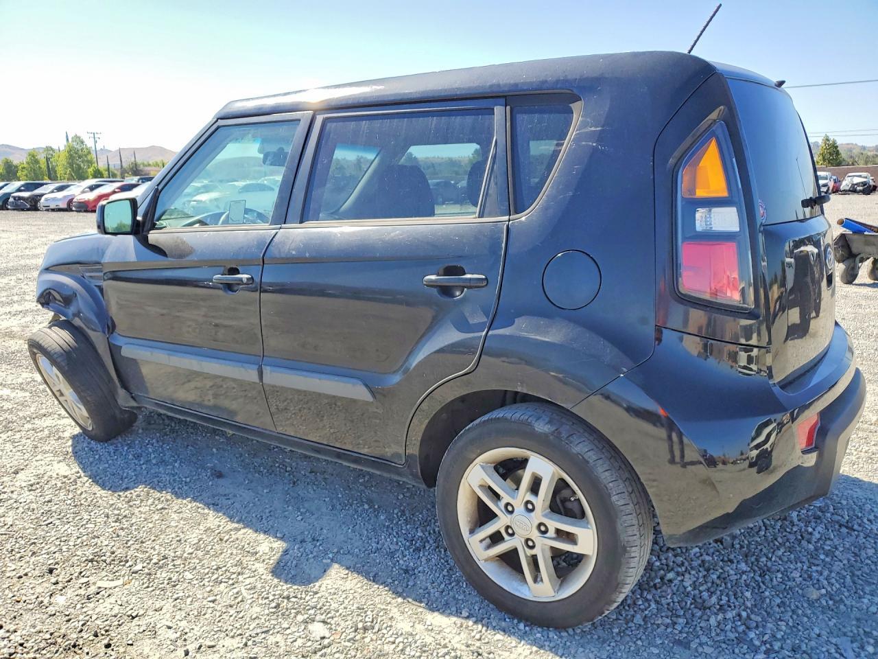 2011 Kia Soul + - Фото 2