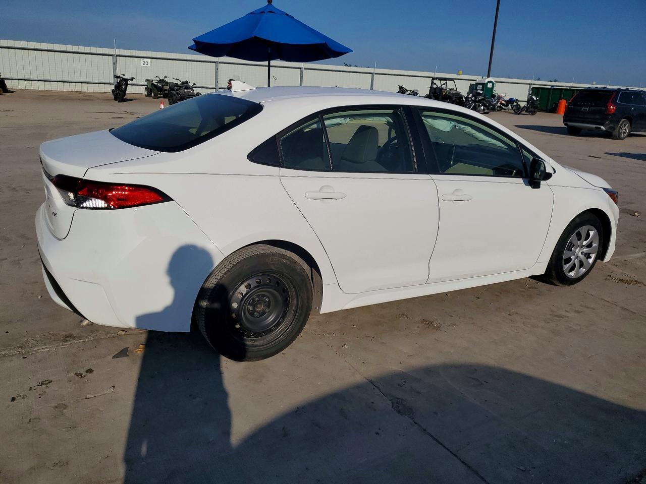 2021 Toyota Corolla Le - Фото 3