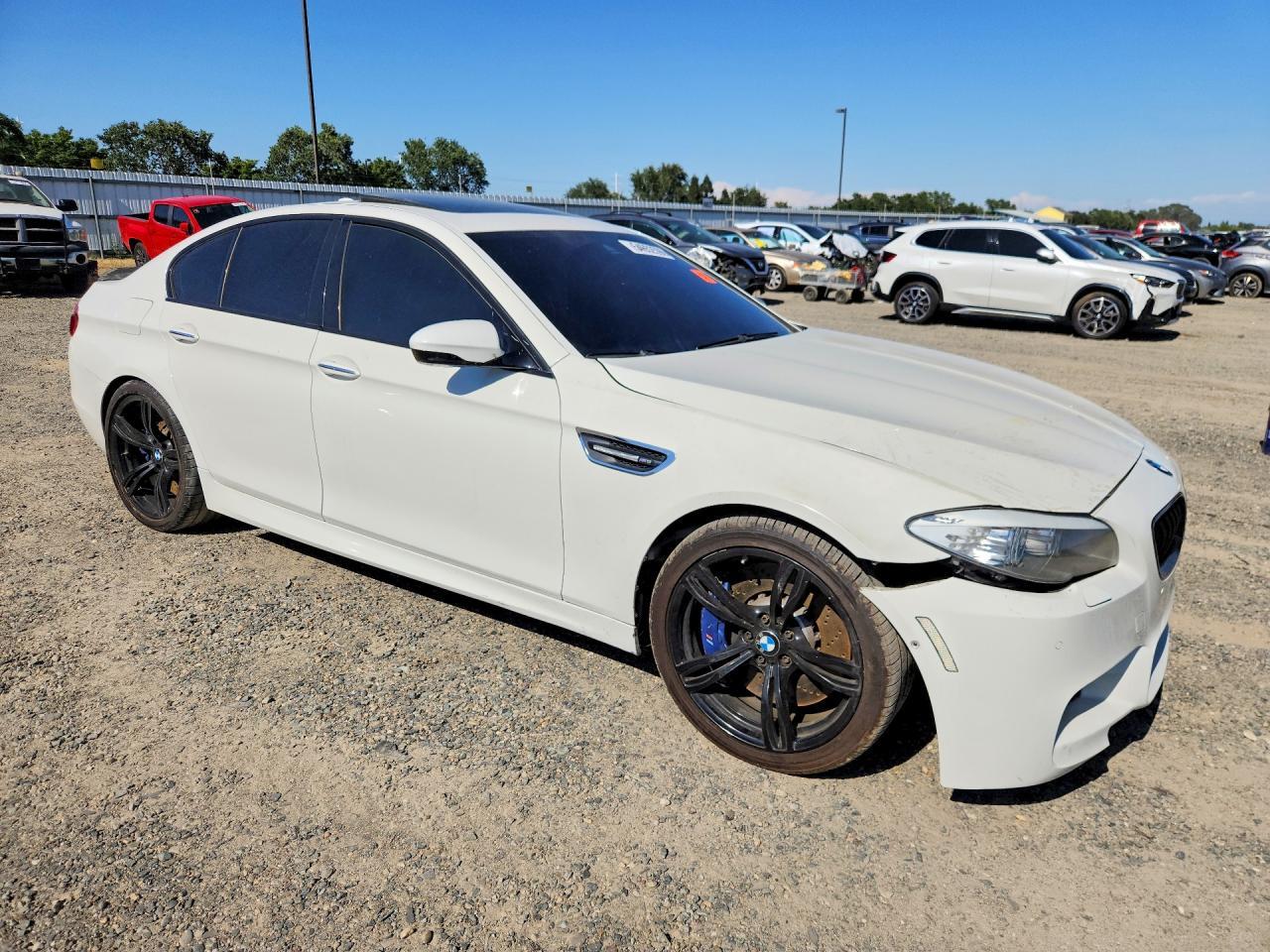 2013 BMW M5 - Фото 4