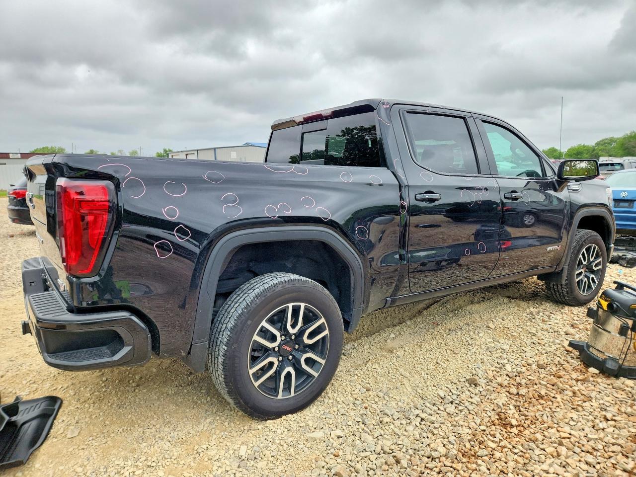 2021 GMC Sierra K1500 At4 - Фото 3