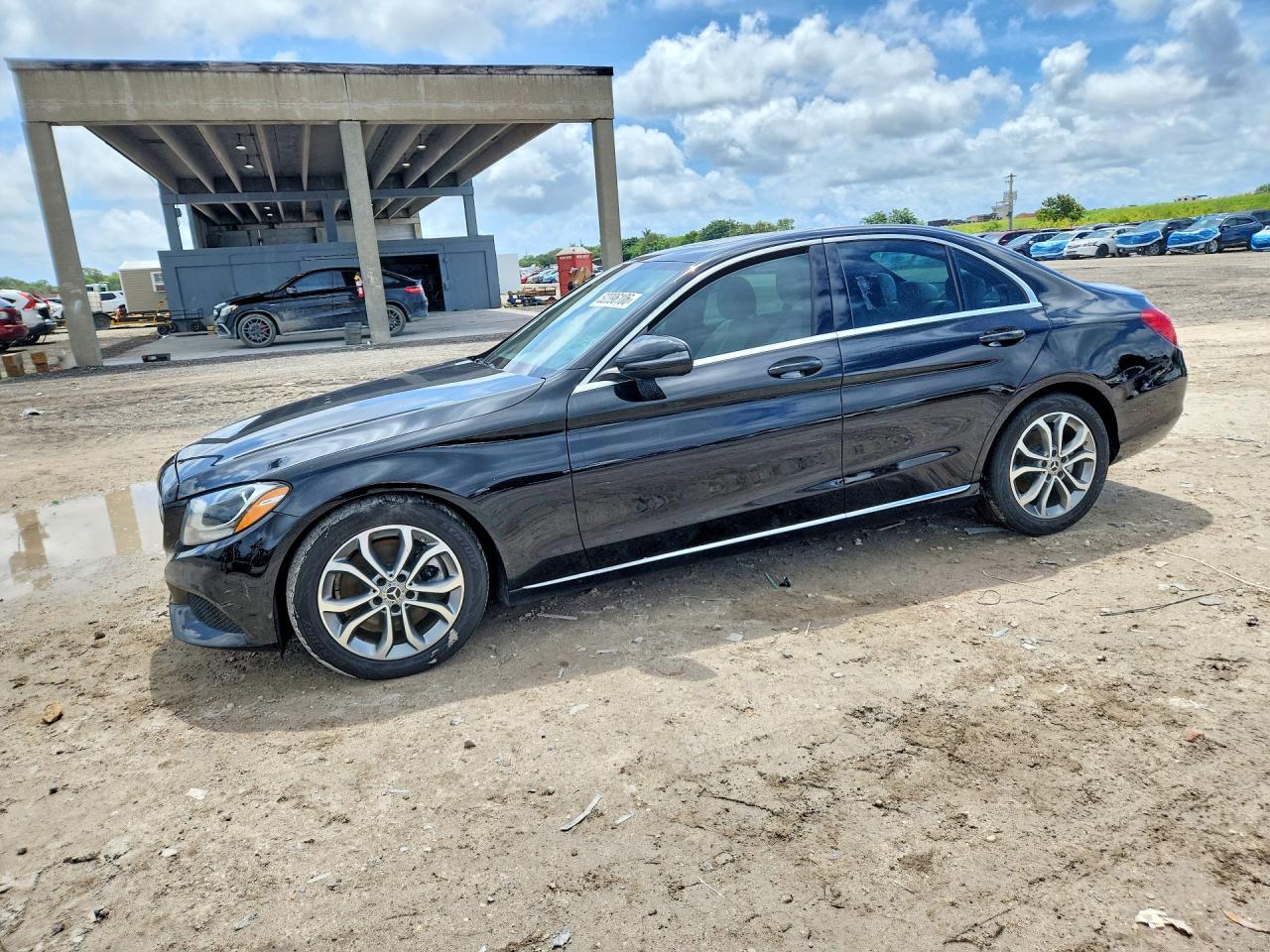 2018 Mercedes-Benz C 300